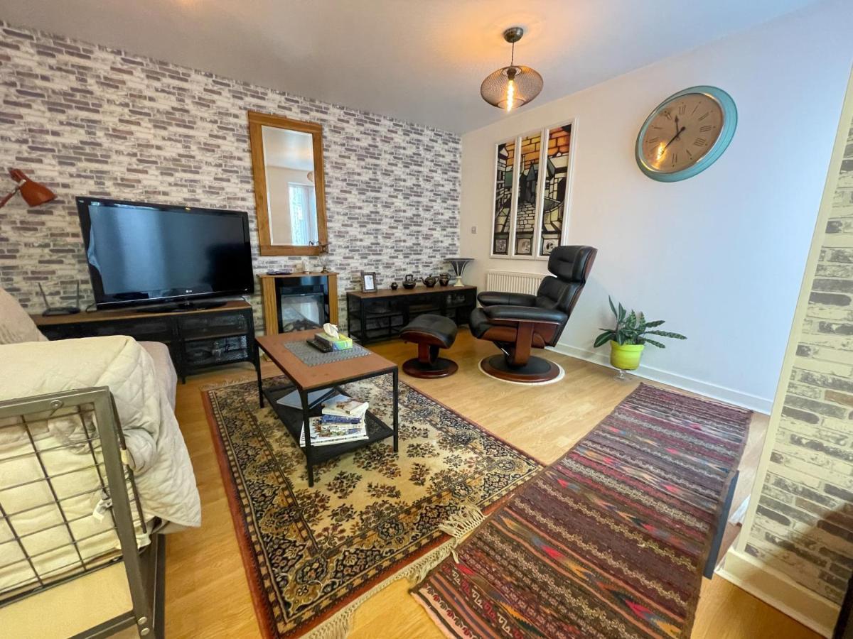 Kelvingrove 2 Bedroom Apartment - Private Parking غلاسغو المظهر الخارجي الصورة