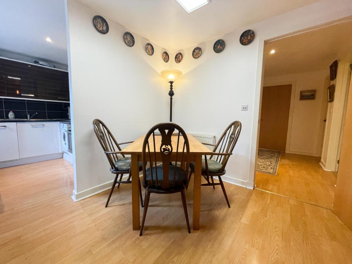 Kelvingrove 2 Bedroom Apartment - Private Parking غلاسغو المظهر الخارجي الصورة
