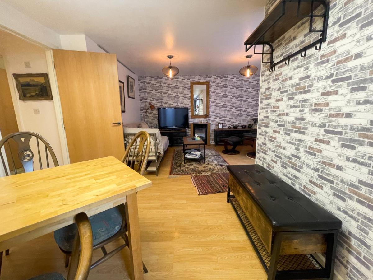 Kelvingrove 2 Bedroom Apartment - Private Parking غلاسغو المظهر الخارجي الصورة