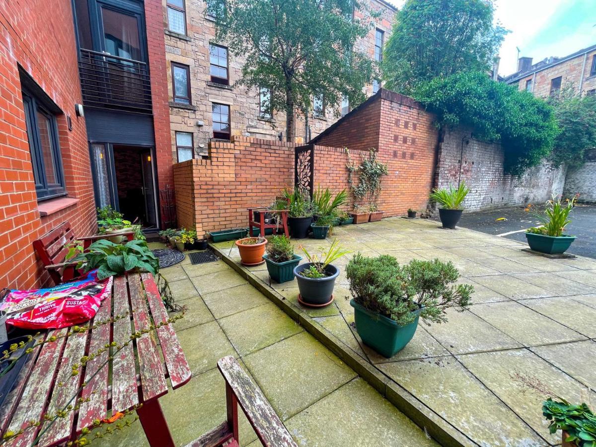 Kelvingrove 2 Bedroom Apartment - Private Parking غلاسغو المظهر الخارجي الصورة